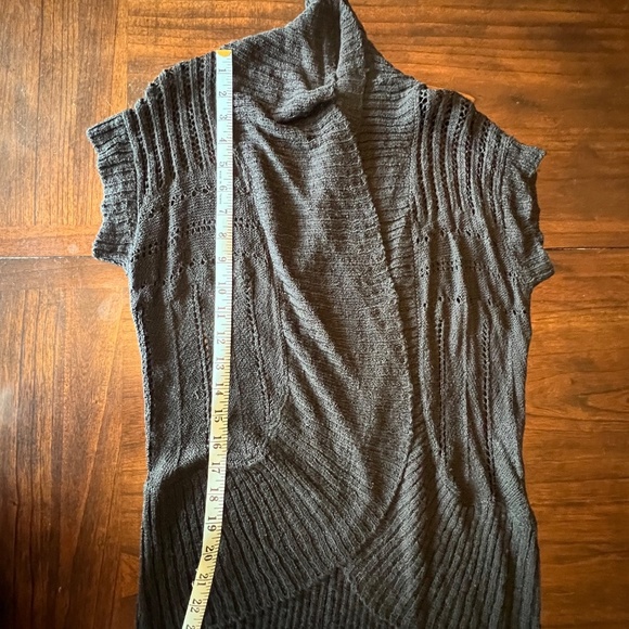 Pink Rose Black Knit Open Cardigan, Lightweight, Short Sleeve, Size Large - Picture 2 of 7